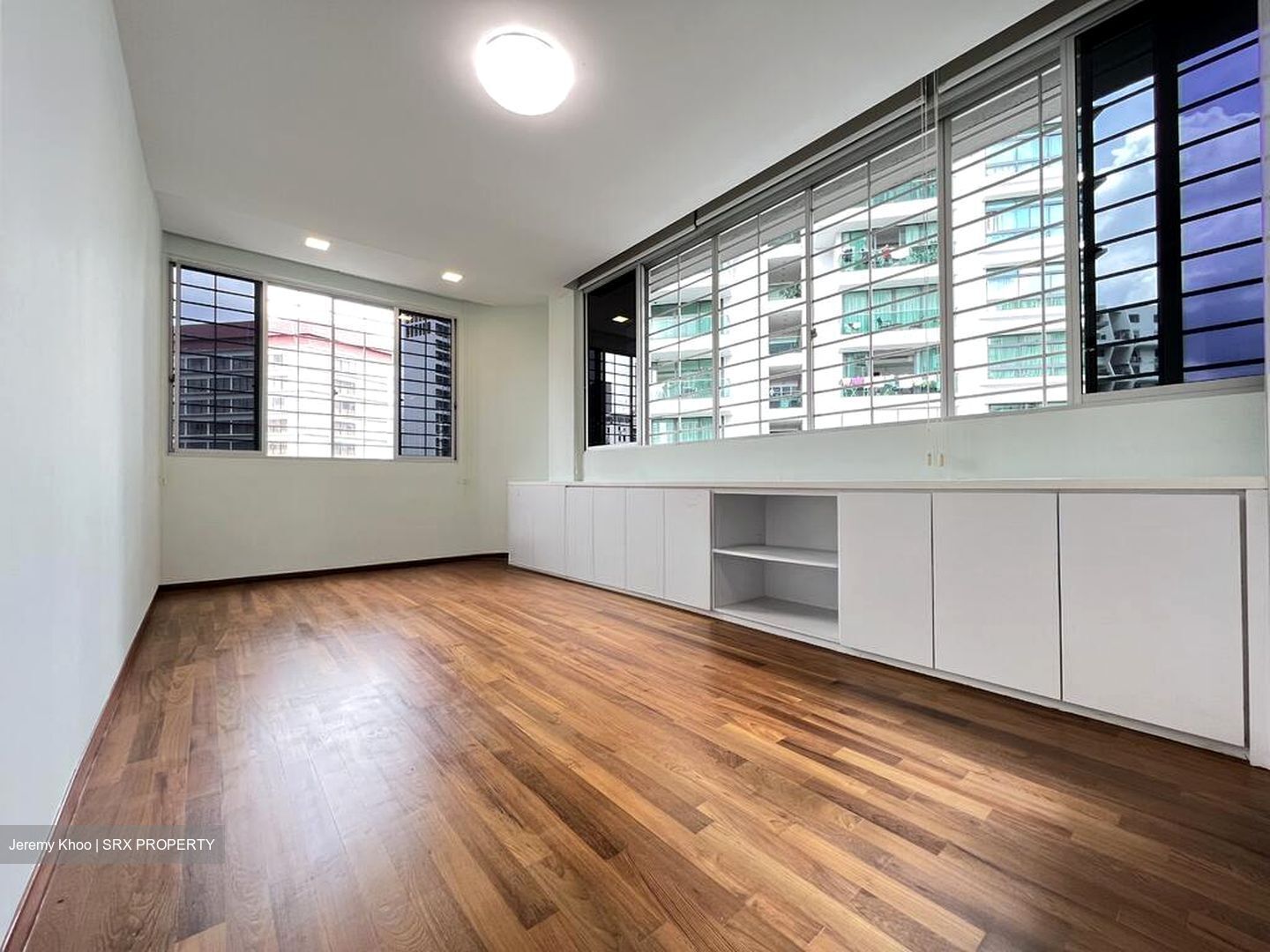 Elizabeth Tower (D9), Apartment #519338831